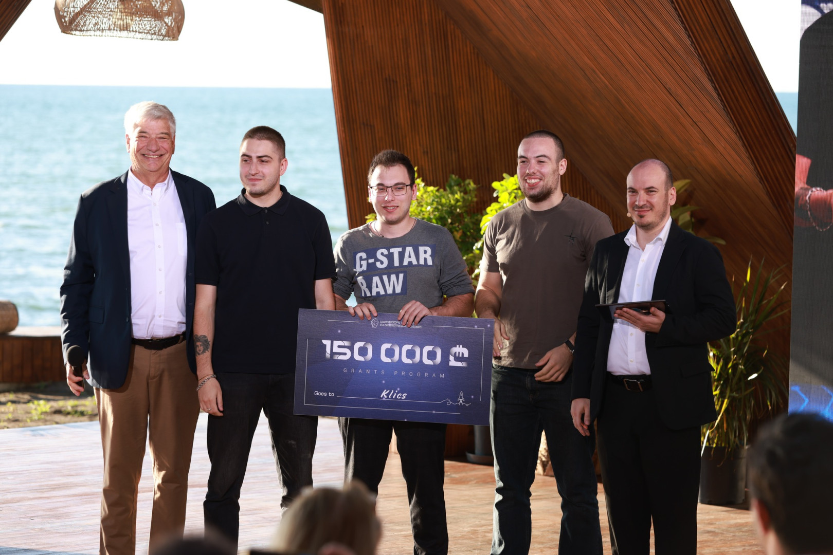 კავკასიის უნივერსიტეტის სტუდენტებისა და კურსდამთავრებულების წარმატება GITA-ს საგრანტო კონკურსში 